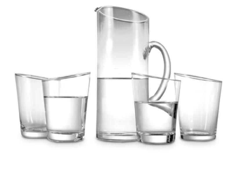 Carafe (1.30 litre) with four glasses (0.30 litre)(D)