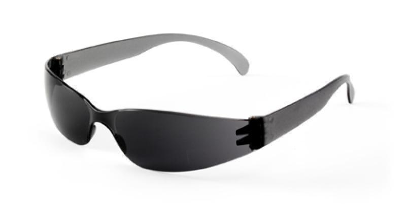 Transparent plastic sunglasses 