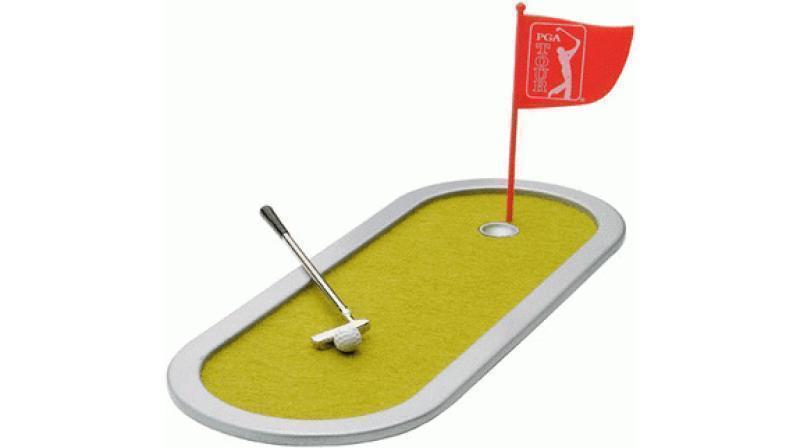 PGA Tour Mini Golf Game