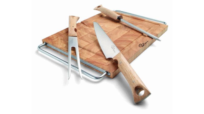 Carving Set With Cutting Board