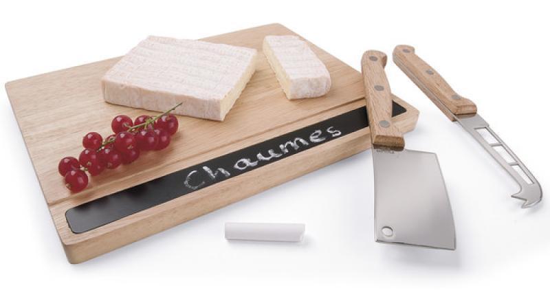 Cheese Board With Knives, Chalk & Blackboard
