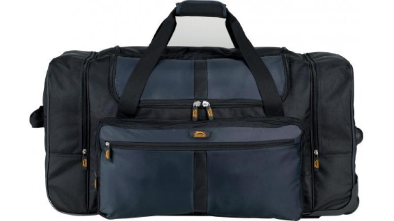 Slazenger Travel Bag On Wheels