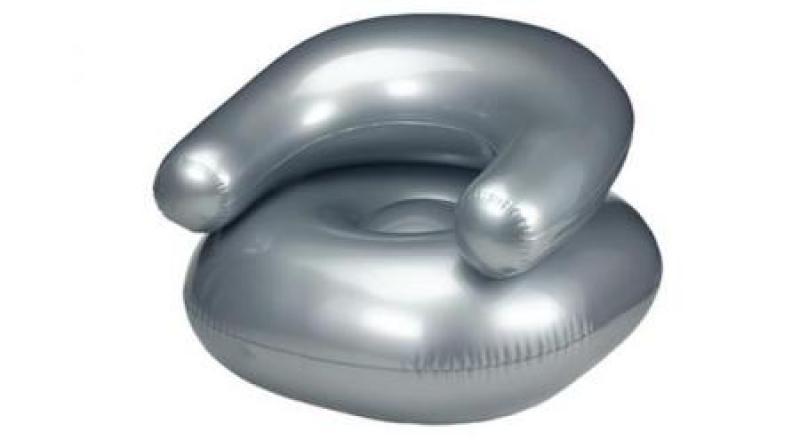 INFLATABLE ARM CHAIR WITH PUMP