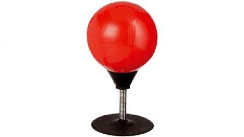 BOXING BALL â€“ With suction cup and air pump